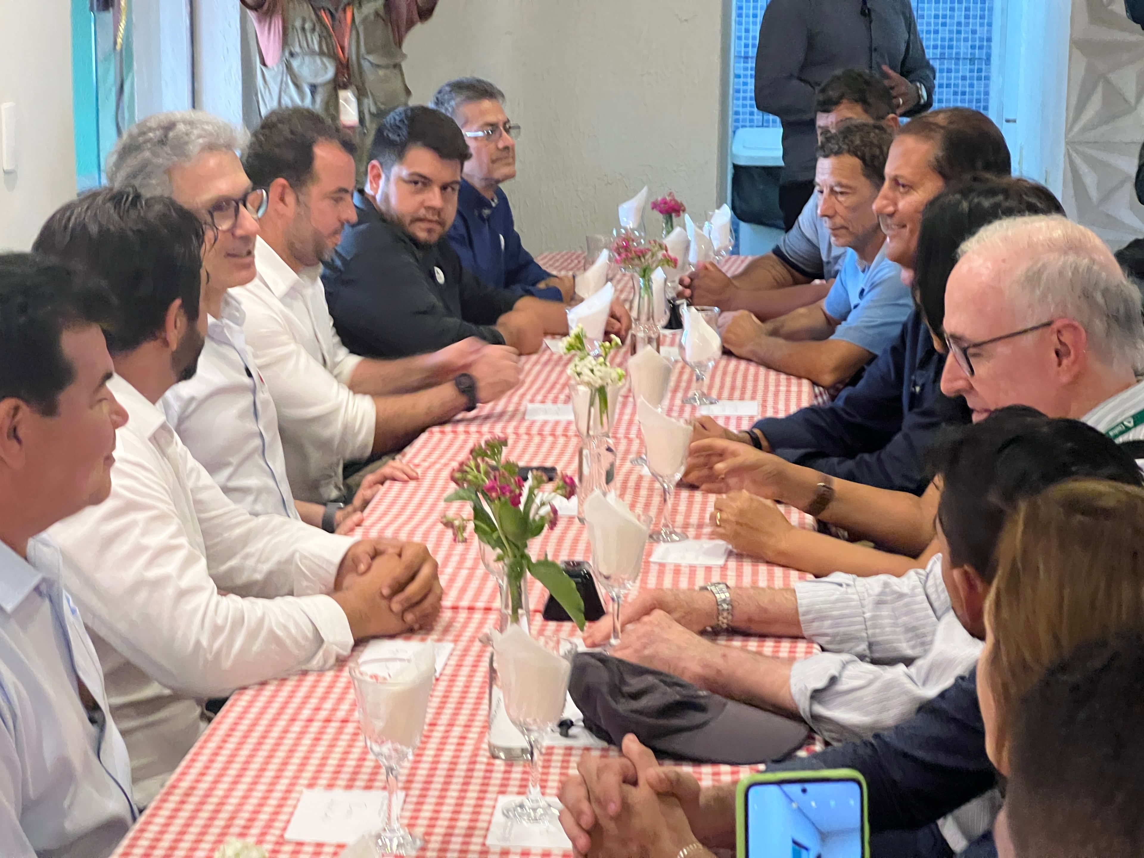 Almoço de Prestígio, em Delta/MG, com governador Romeu Zema em encontro com Autoridades Locais