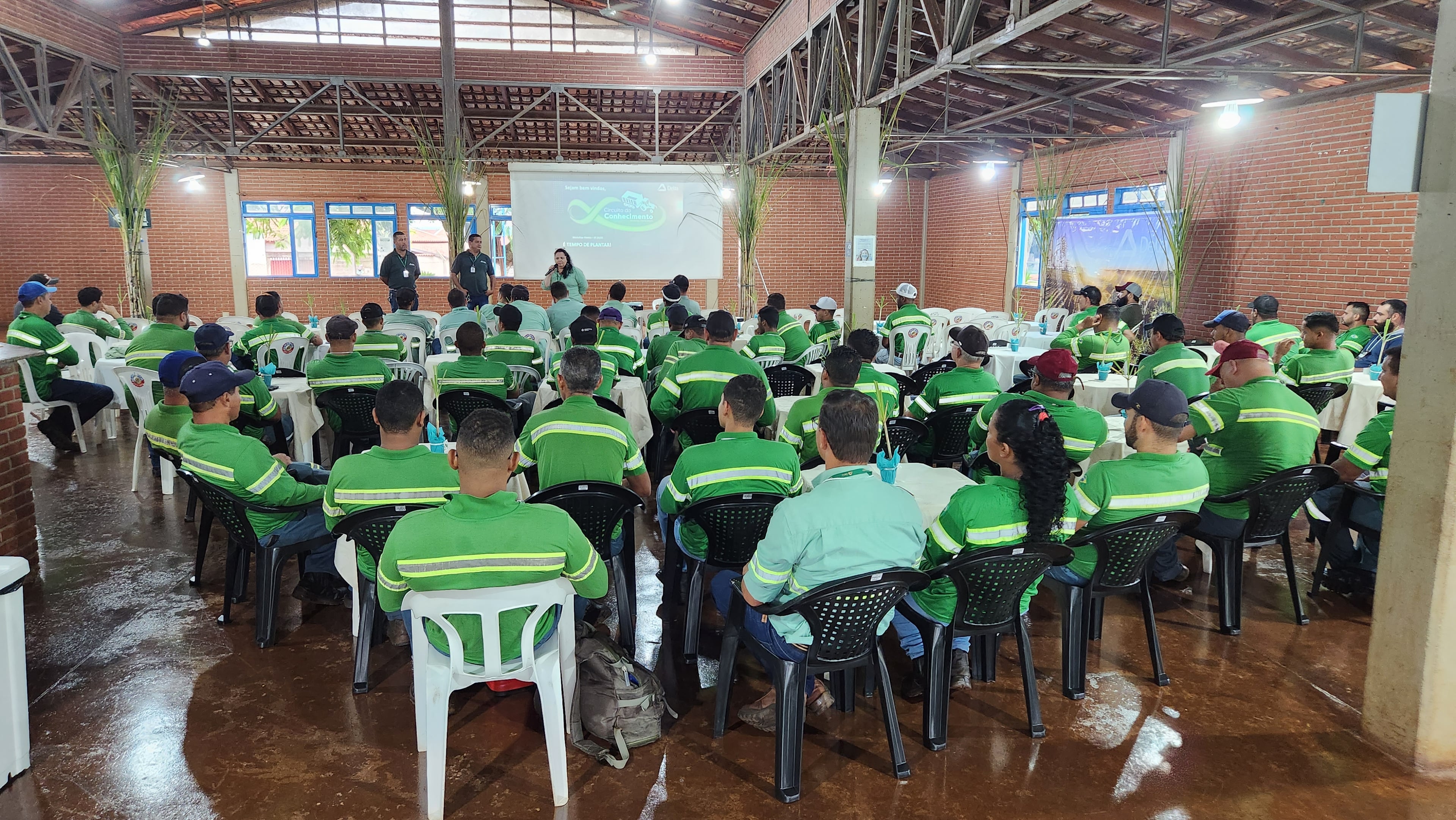 Colaboradores da Delta participam de Circuito do Conhecimento