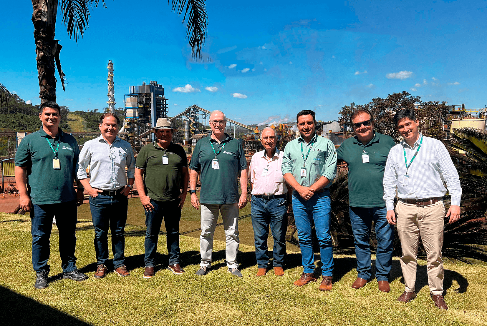 Delta Sucroenergia recebe a visita de representantes da Usina Santa Clotilde