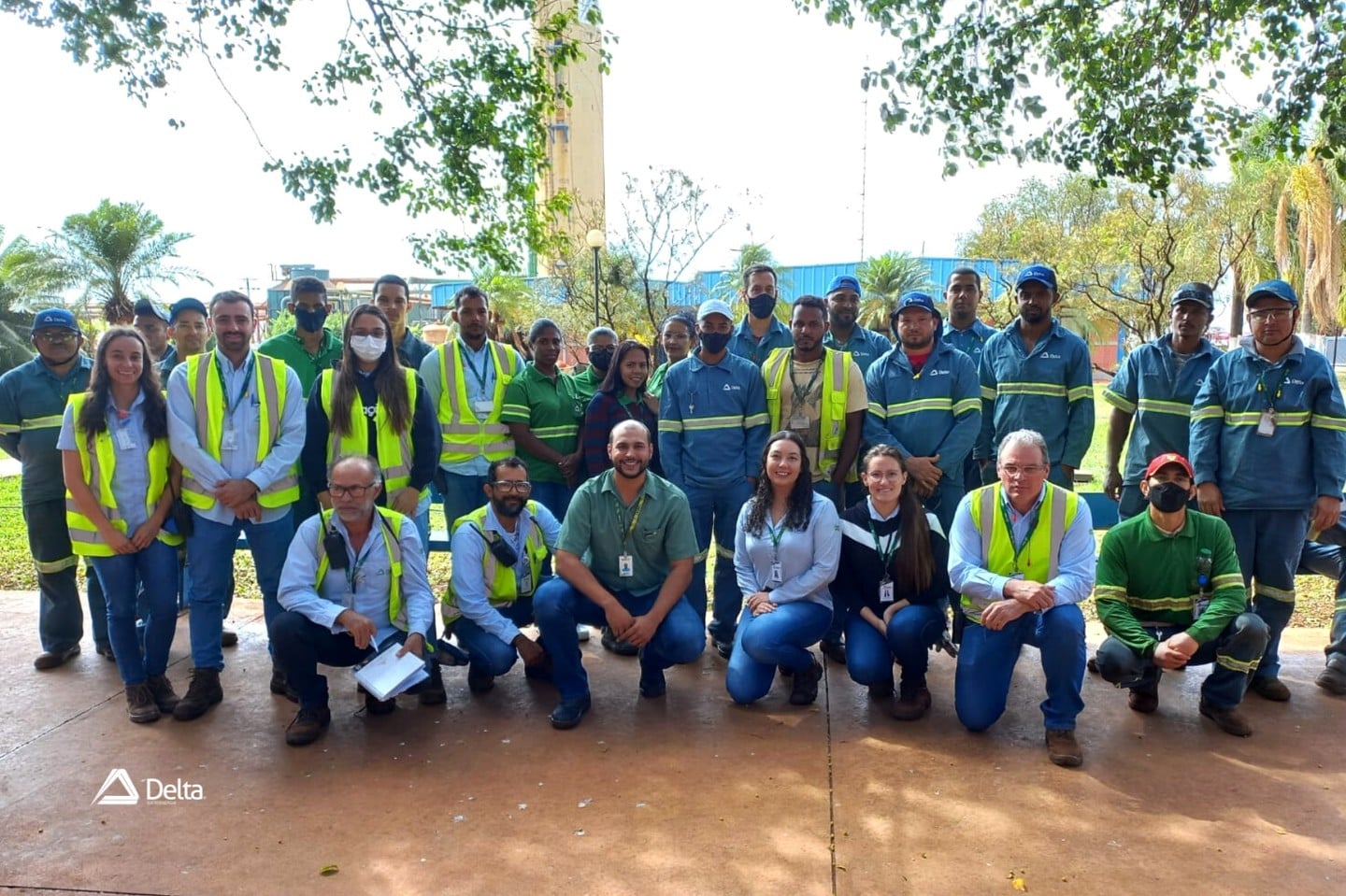 Palestra sobre gestão de resíduos é realizada para colaboradores da oficina automotiva, indústria e serviços gerais da Delta