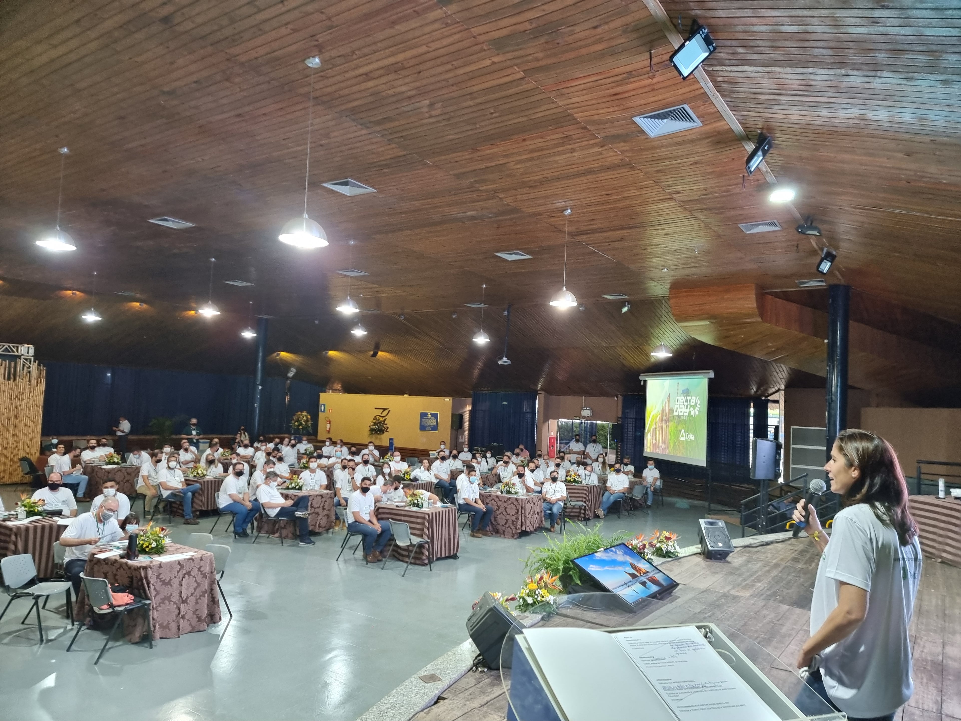 Delta Sucroenergia realiza encontro de alinhamento de metas para safra 2022/2023