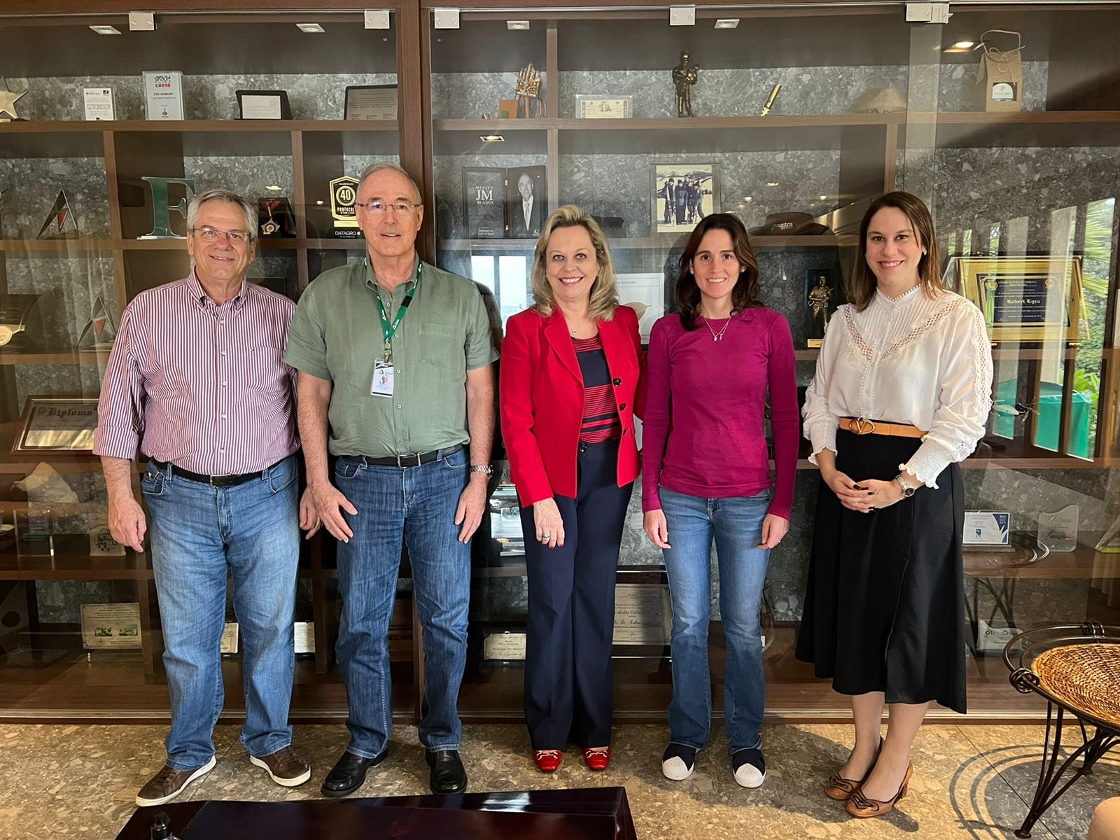 Presidente da Delta, Robert Lyra, e Vice-Presidente, Virgínia Lyra, receberam os empresários Lídia Prata, Luiz Ciabotti e Larissa Prata Ciabotti, do Grupo JM Online